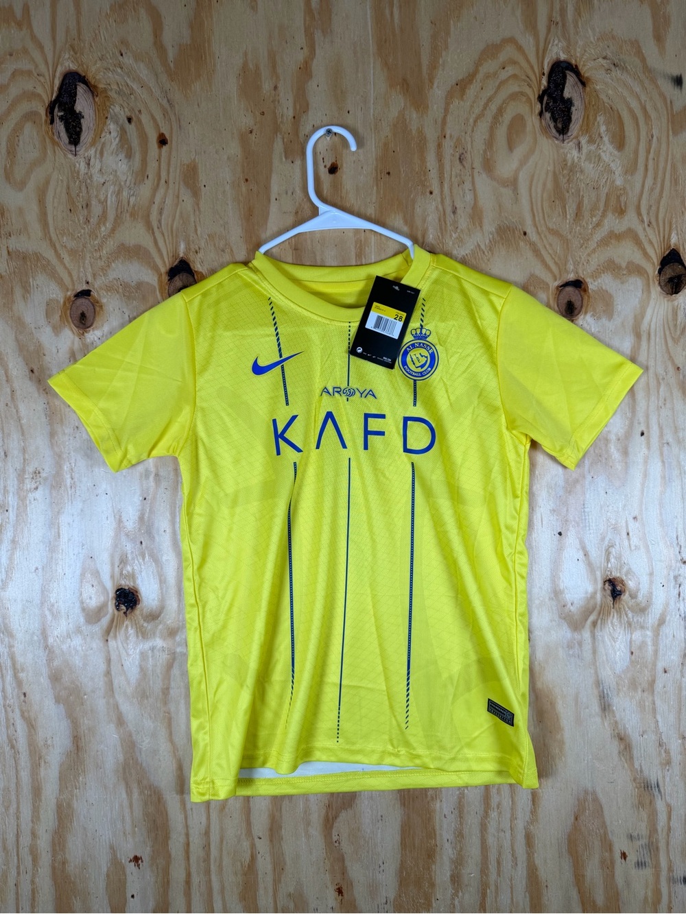 Nike Kids Yellow Al Nassr Ronaldo #7 Soccee Jersey - Size 28 (Medium)